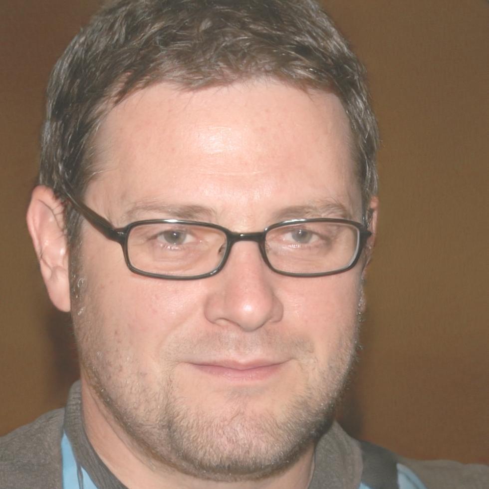 Declan Rasmussen, Lead Instructor at Cognitfluxonhub