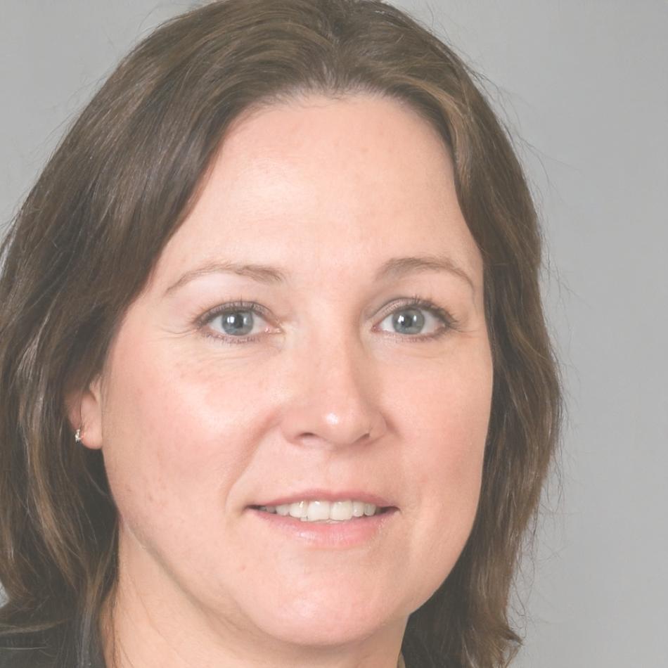 Ramona Keyes financial modeling instructor portrait